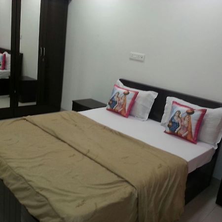 Arista Service Apartments Andheri Bombay Eksteriør billede