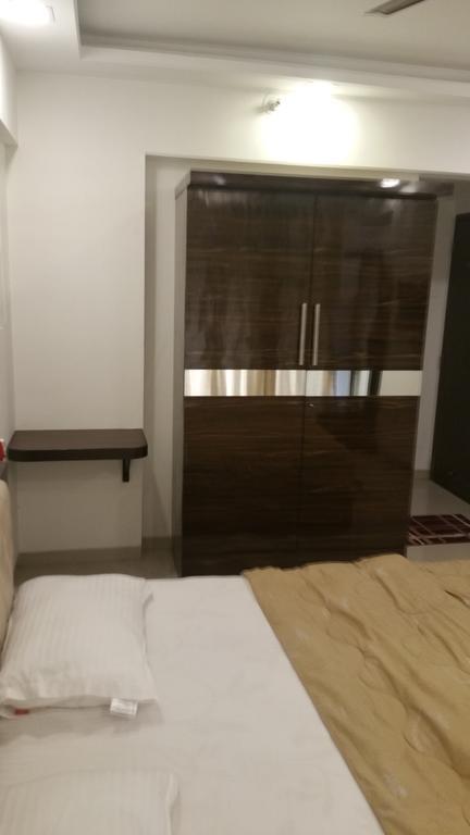 Arista Service Apartments Andheri Bombay Eksteriør billede
