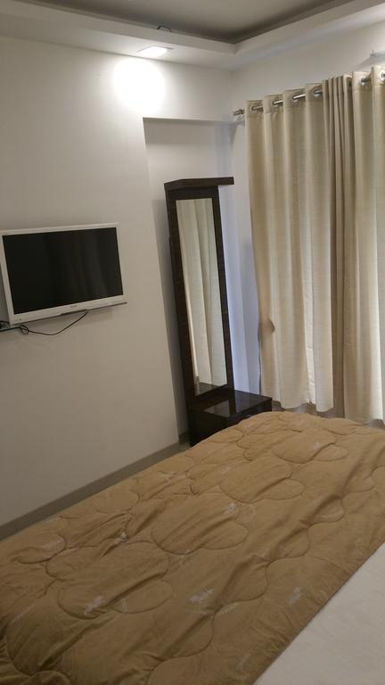 Arista Service Apartments Andheri Bombay Eksteriør billede